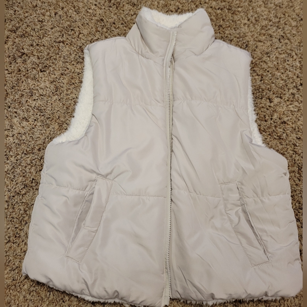 Source Unknown Beige Puffer Vest with Soft Lining